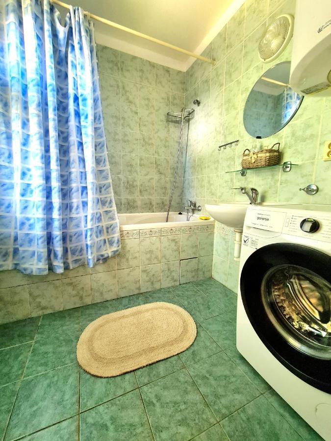 Uzkokolejky - Alber Apartment *